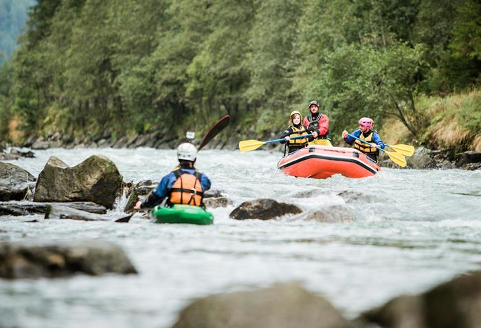 rafting-ap0q7214-idm-suedtirol-hansi-heckmair