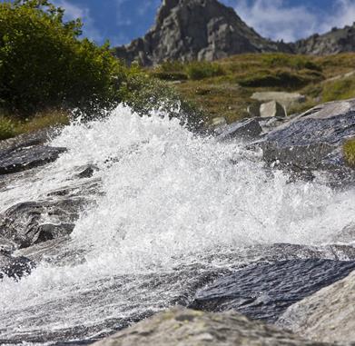 wasser-mit-berg-gorfer