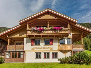 almhaus-pfister-sommer