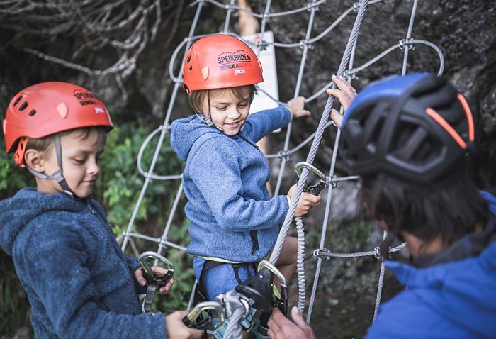 kinderklettersteig-speikboden-ahrntal-valle-aurina-speikboden-koni-studios-2