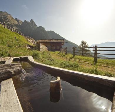 alter-brunnen-gorfer