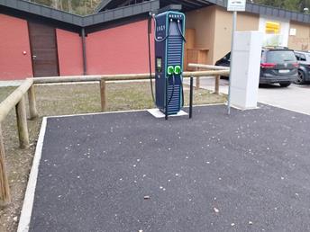 Stazione di servizio per veicoli elettrici