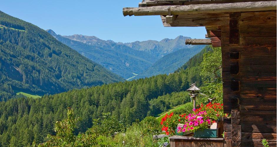 holzhuette-mit-ausblick-tourismusverein-ahrntal-foto-gorfer